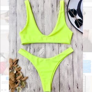 TOP BRAND NEW WITH TAGS